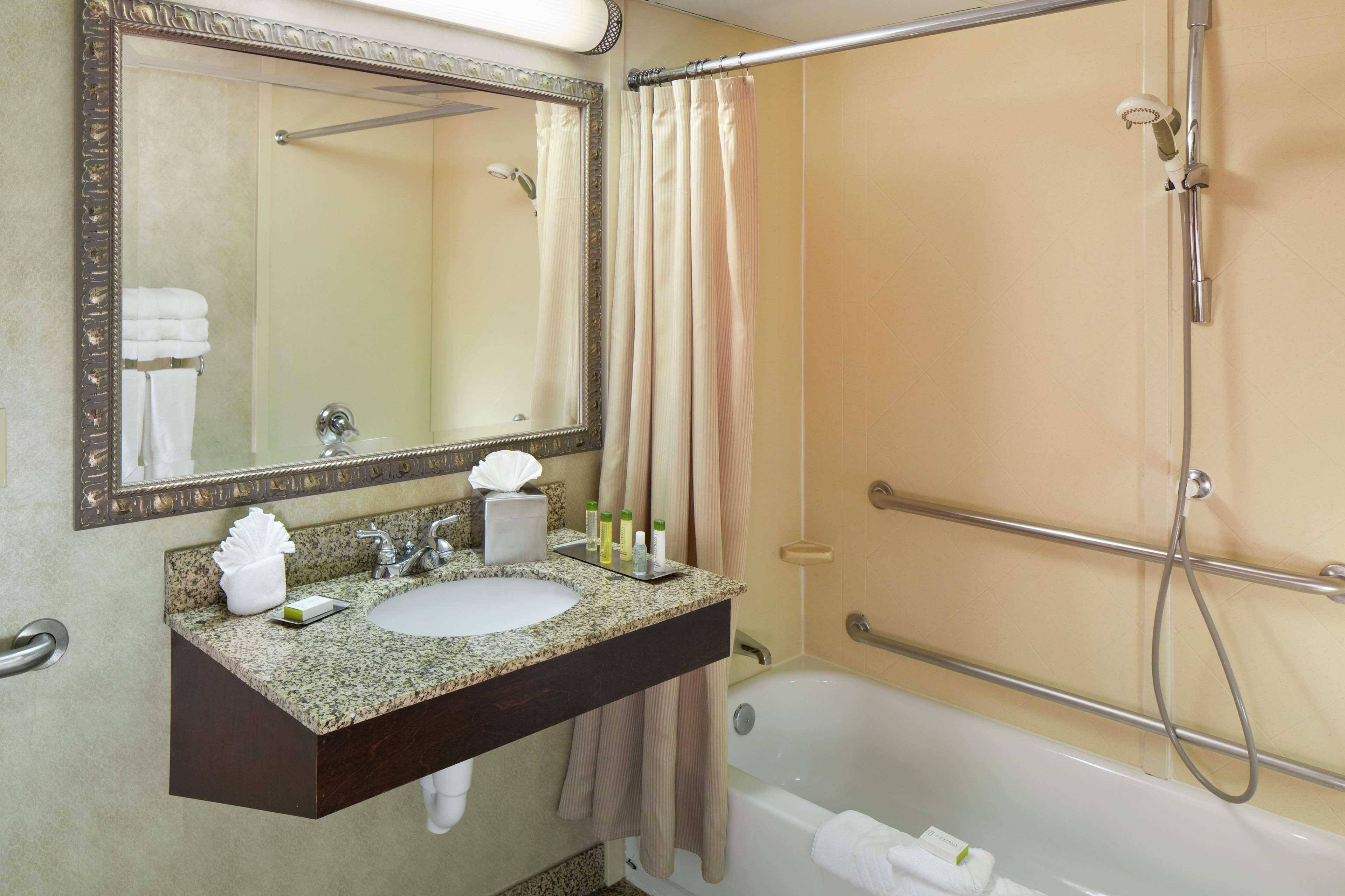 Doubletree By Hilton Boston-milford Milford